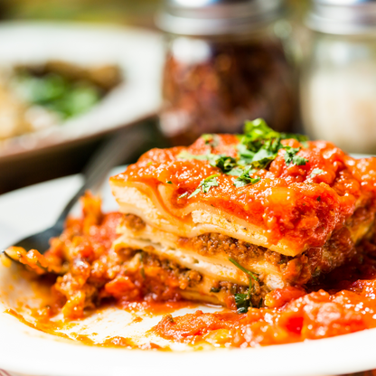 The Lasagna Lover edition – 3 Schichten purer Stil hoodie weiss & t-shirt schwarz & socks